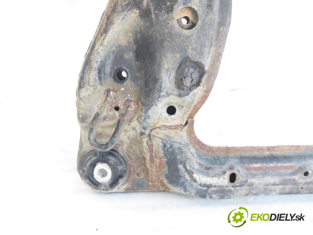 HONDA ACCORD VIII (CU) SEDAN 2009 110,00 2.2 i-DTEC (CU3) - N22B1 2199,00 PŘEDNÍ: