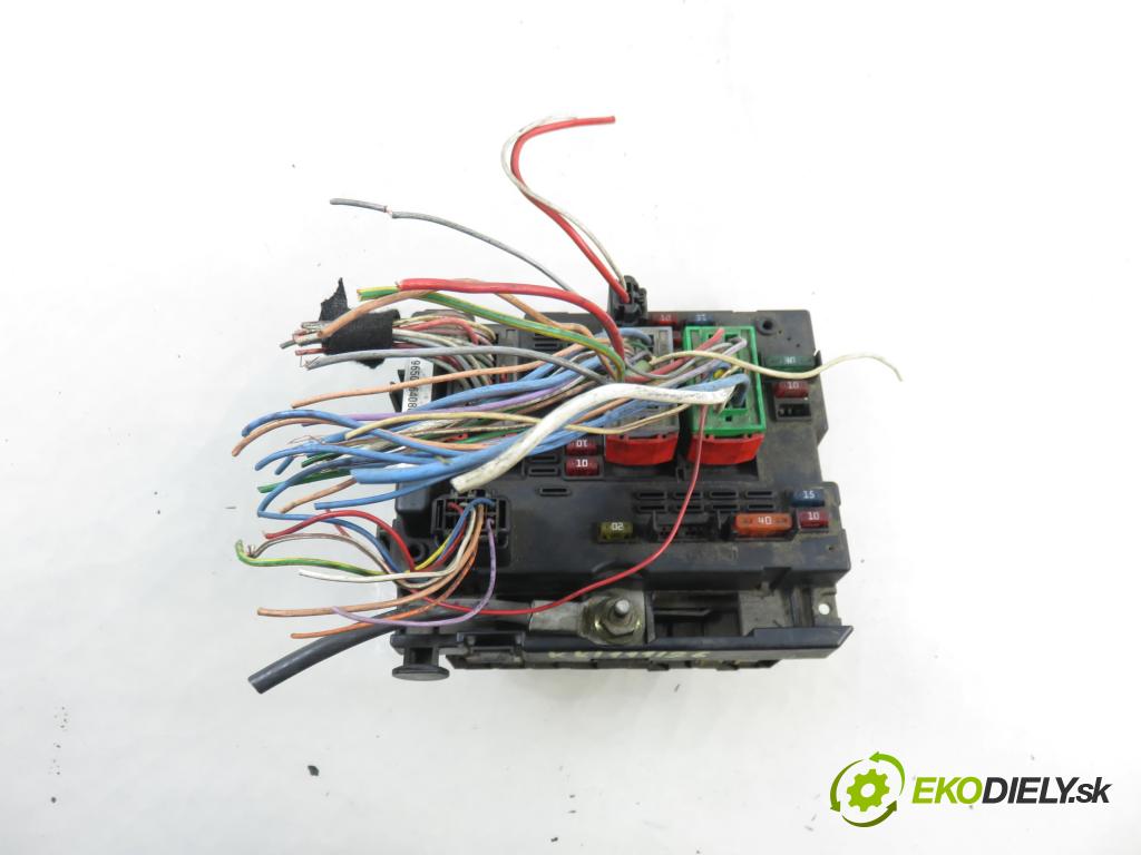 PEUGEOT 307 (3A/C) HB 2003 80,00 1.6 16V - NFU (TU5JP4) 1587,00 MODUL BSM 9650664080