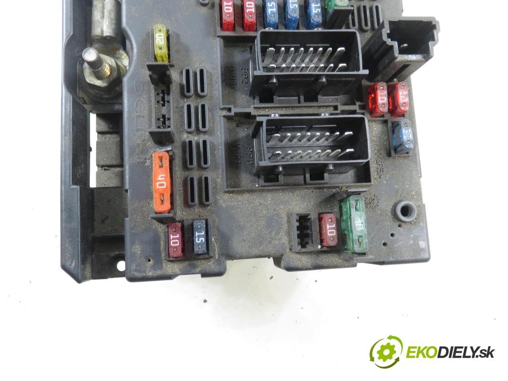 PEUGEOT 307 (3A/C) HB 2003 80,00 1.6 16V - NFU (TU5JP4) 1587,00 MODUL BSM 9650664080