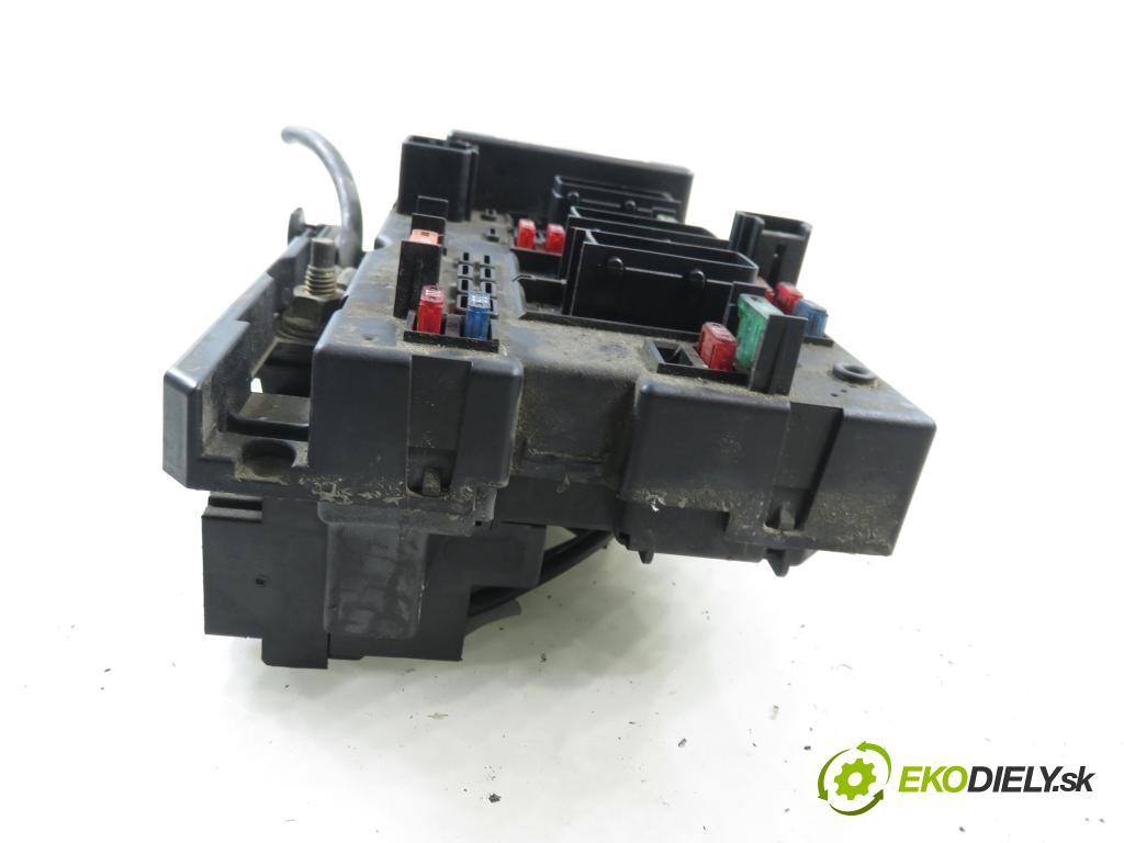 PEUGEOT 307 (3A/C) HB 2003 80,00 1.6 16V - NFU (TU5JP4) 1587,00 MODUL BSM 9650664080