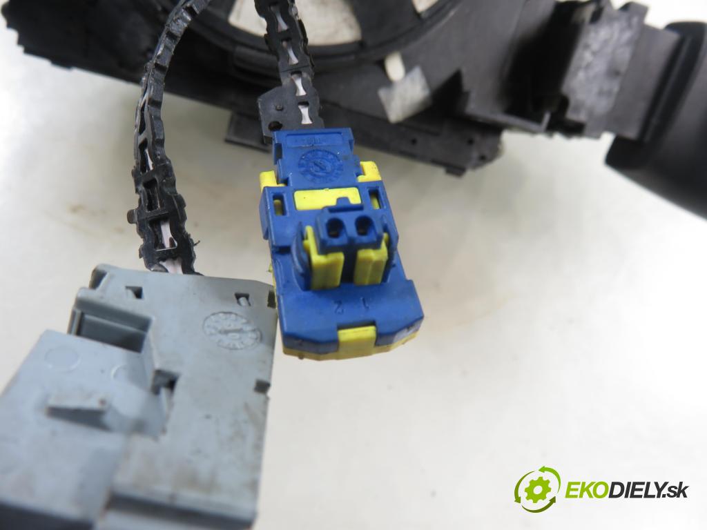 PEUGEOT 307 (3A/C) HB 2003 80,00 1.6 16V - NFU (TU5JP4) 1587,00 páčka/prepínač 96509723XT