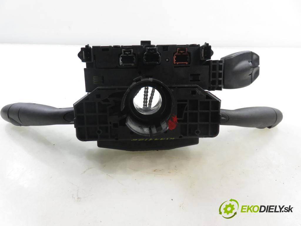 PEUGEOT 307 (3A/C) HB 2003 80,00 1.6 16V - NFU (TU5JP4) 1587,00 páčka/prepínač 96509723XT