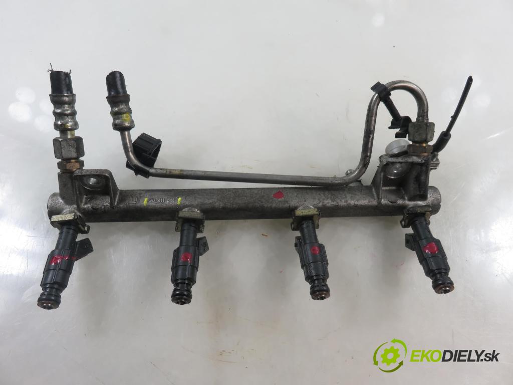 OPEL ASTRA H Kombi (A04) KOMBI 2004 125,00 2.0 Turbo - Z 20 LEL 1998,00 Lišta vstrekovacia 0280156021 ; 90411551 (Vstrekovacia lišta)