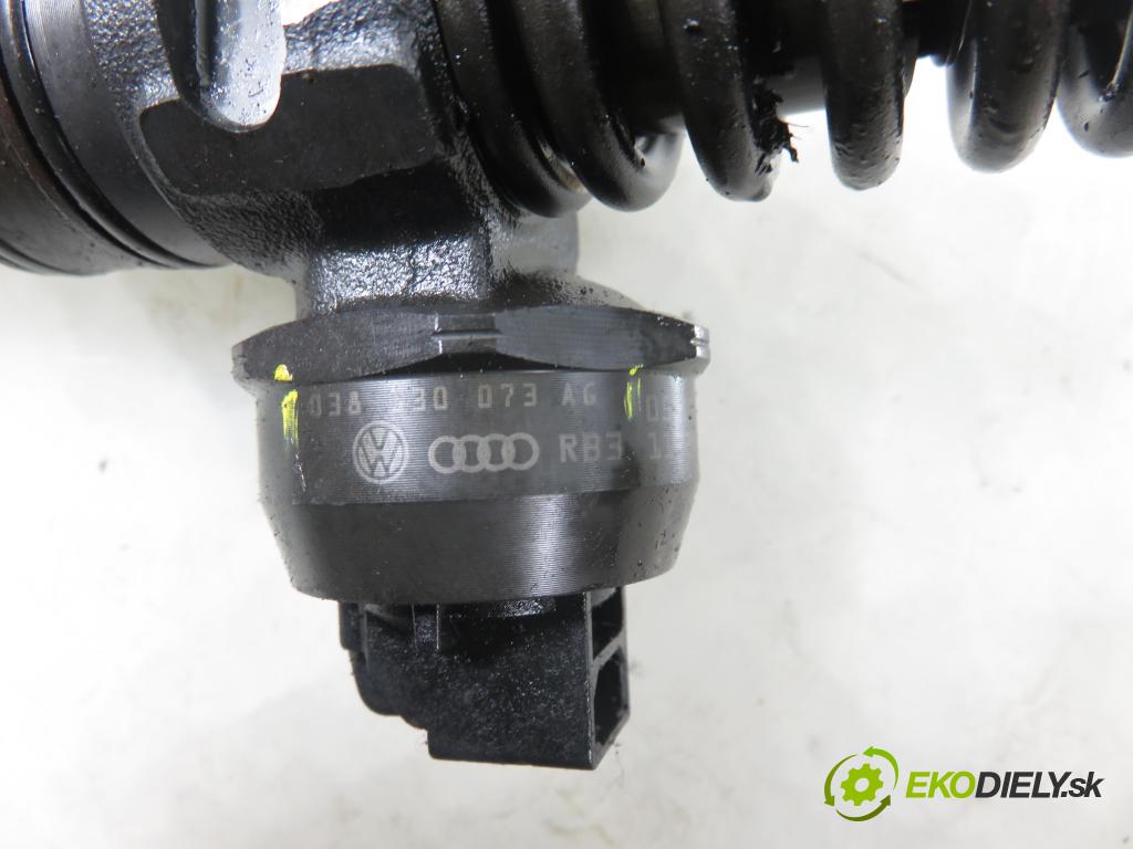 VW GOLF PLUS (5M1, 521) HB 2006 66,00 1.9 TDI - BRU 1896,00 Vstrekovač 038130073AG ; 04147250215 (Vstrekovač paliva)