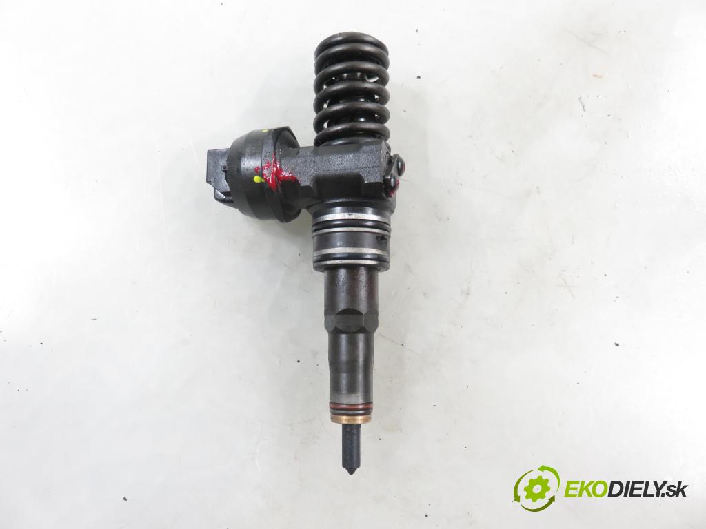 VW GOLF PLUS (5M1, 521) HB 2006 66,00 1.9 TDI - BRU 1896,00 Vstrekovač 038130073AG ; 0414720215 (Vstrekovač paliva)