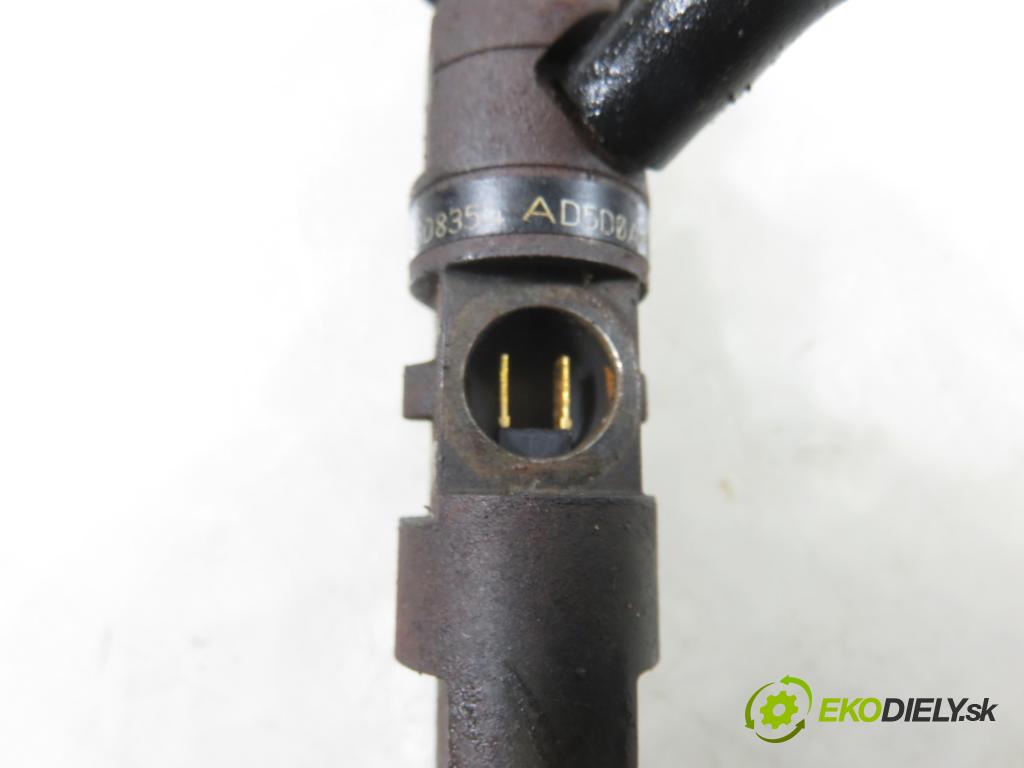 RENAULT KANGOO (KC0/1_) MINIVAN 2004 60,00 1.5 dCi 80 - K9K 702 1461,00 vstrekovač 8200049873 ; 8200631856 ; 28232248ES (Vstrekovač paliva)