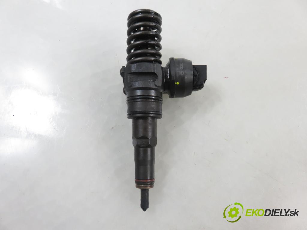 VW GOLF PLUS (5M1, 521) HB 2006 66,00 1.9 TDI - BRU 1896,00 Vstrekovač 038130073AG ; 0414720215 (Vstrekovač paliva)