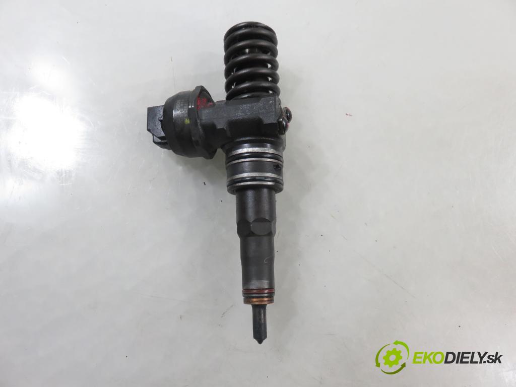 VW GOLF PLUS (5M1, 521) HB 2006 66,00 1.9 TDI - BRU 1896,00 Vstrekovač 038130073AG ; 0414720215 (Vstrekovač paliva)