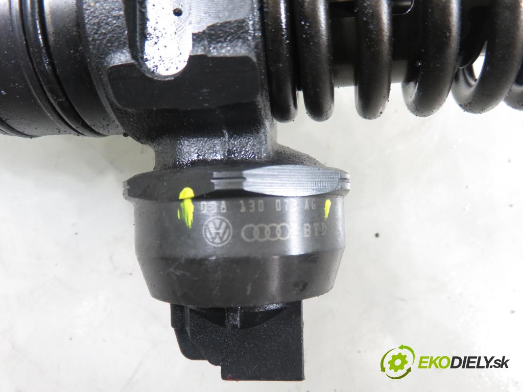 SKODA OCTAVIA I Combi (1U5) KOMBI 2002 74,00 1.9 TDI 4x4 - ATD 1896,00 Vstrekovač 038130073AG ; 0414720215 (Vstrekovač paliva)