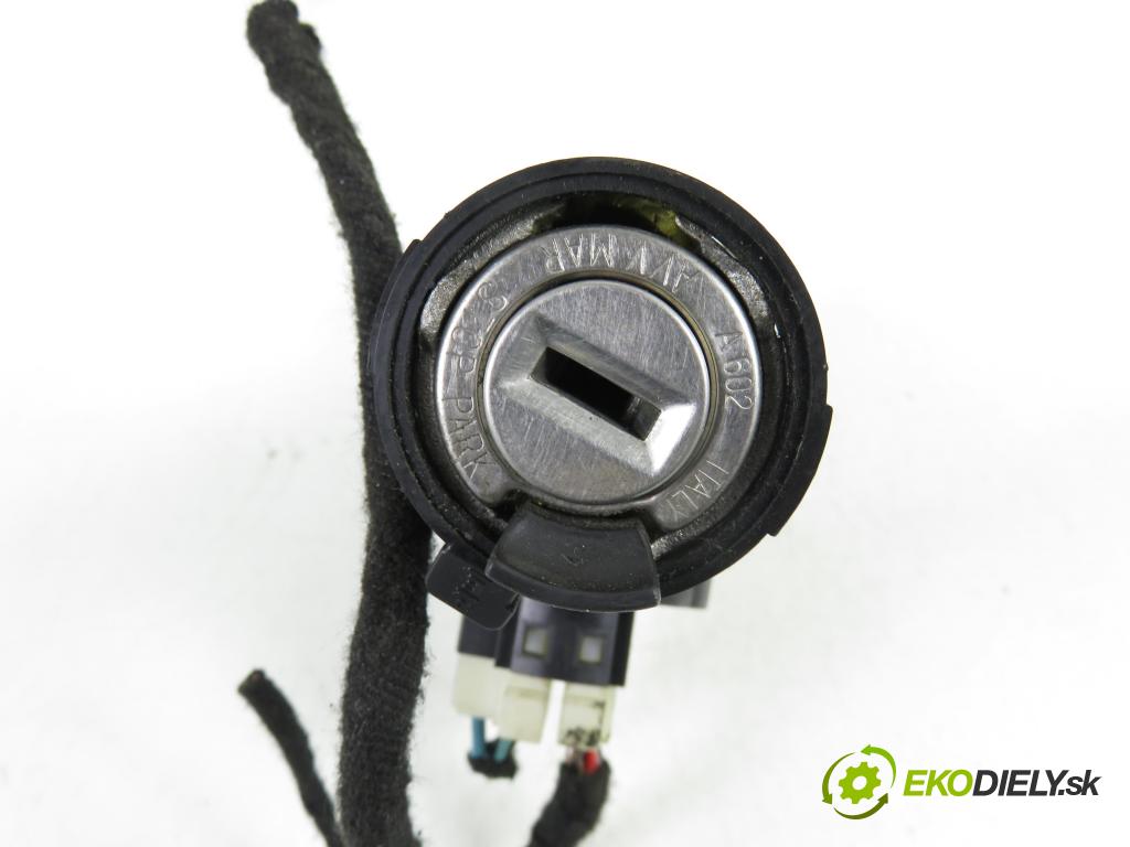 CITROEN JUMPER Skrzynia FURGON 2006 88,00 2.2 HDi 120 - 4HU (P22DTE) 2198,00 spinačka 01099001 (Spínacia skrinka)