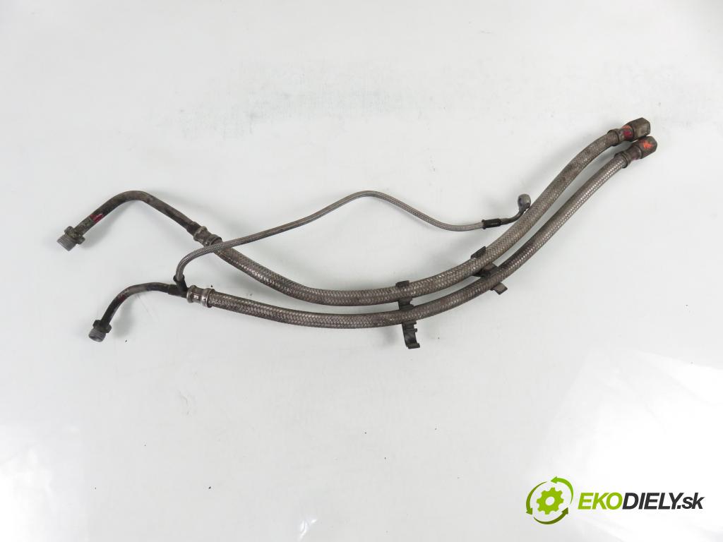 AUDI 80 (8C, B4) SEDAN 1993 85,00 2.0 E 115 - ABK 1984,00 rúrka paliva 