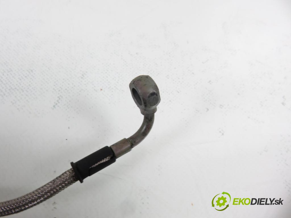 AUDI 80 (8C, B4) SEDAN 1993 85,00 2.0 E 115 - ABK 1984,00 rúrka paliva