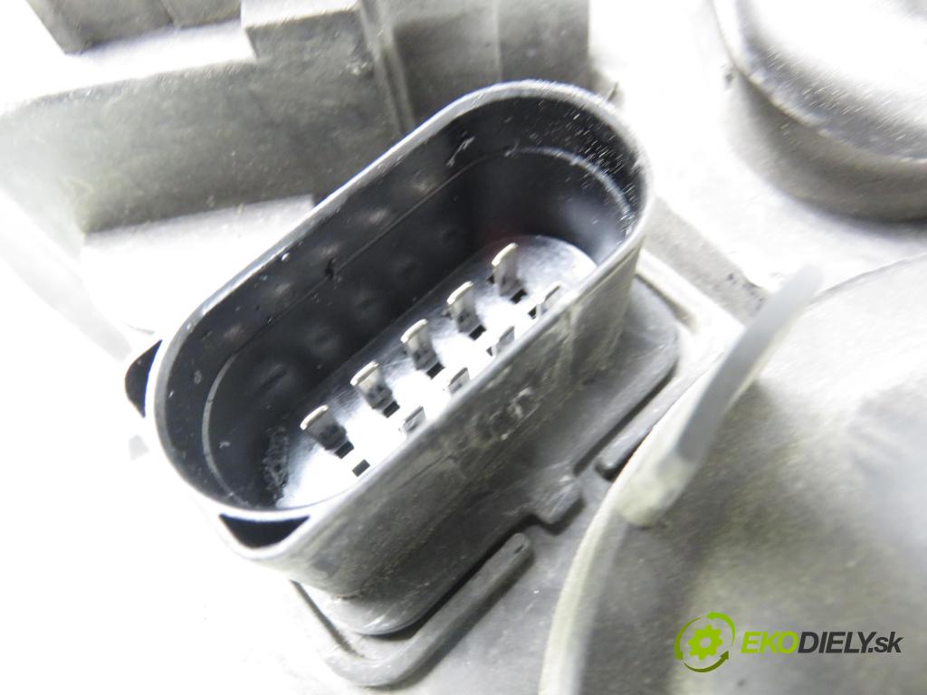 VW POLO (9N_) HB 2004 55,00 1.4 TDI - BAY 1422,00 Svetlo PP 6Q1941008M ; 0301190202