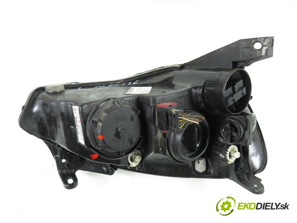 OPEL CORSA C (X01) HB 2006 55,00 1.7 DTI - Y 17 DT 1686,00 Svetlo LP 13115006