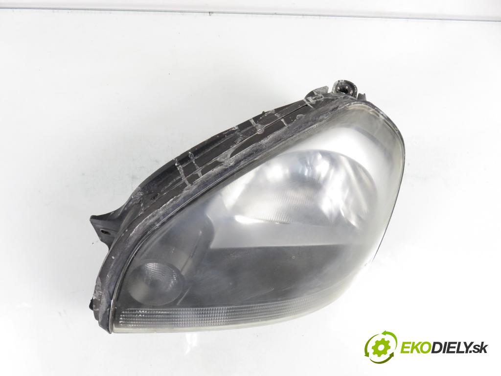 HYUNDAI TUCSON (JM) SUV 2006 83,00 2.0 CRDi 4WD 113 - D4EA 1991,00 Svetlo LP 921012EXXX