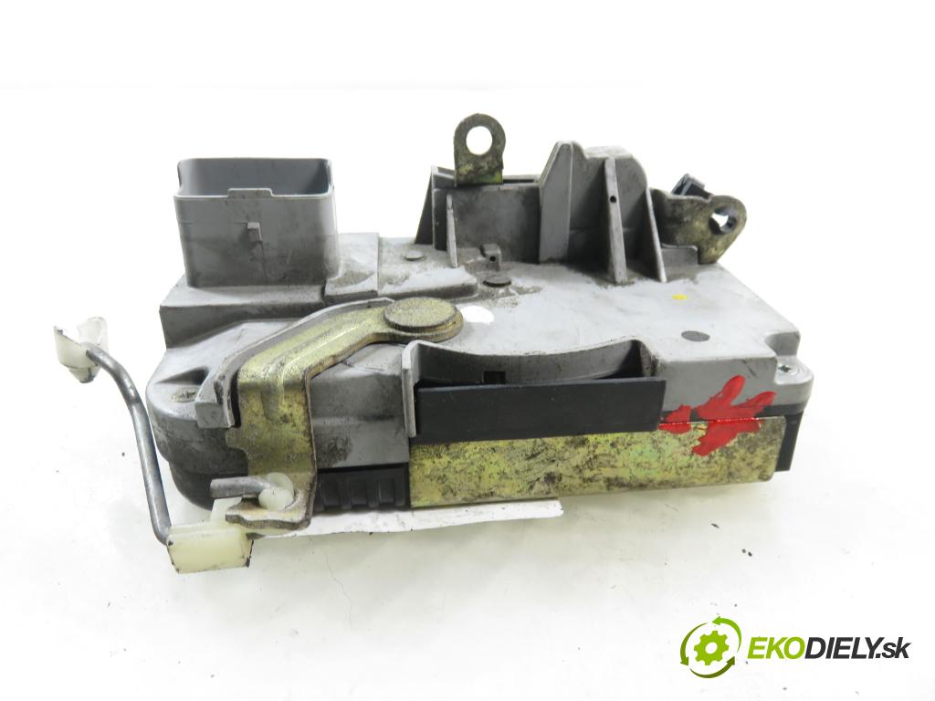 PEUGEOT 307 (3A/C) HB 2003 66,00 2.0 HDi 90 - RHY (DW10TD) 1997,00 zámok