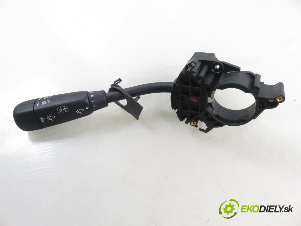 MERCEDES-BENZ VANEO (414) MINIVAN 2002 67,00 1.7 CDI (414.700) - OM 668.914 1689,00 / páčka ľavá strana 