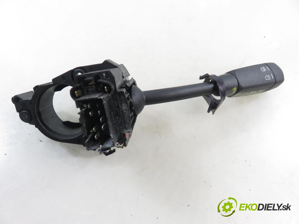 MERCEDES-BENZ VANEO (414) MINIVAN 2002 67,00 1.7 CDI (414.700) - OM 668.914 1689,00 / páčka ľavá strana