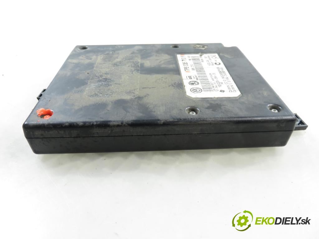 SEAT IBIZA IV (6J5, 6P1) HB 2012 77,00 1.6 TDI - CAYC 1598,00 MODUL BLUETOOTH 7P6035730F