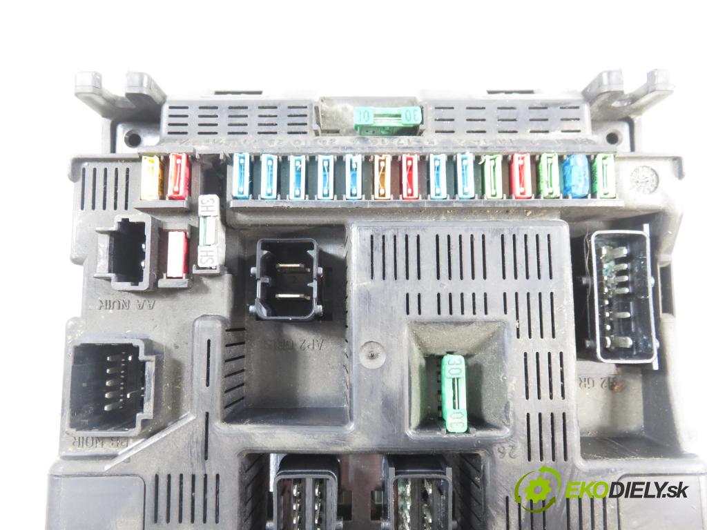 PEUGEOT 307 (3A/C) HB 2003 66,00 2.0 HDi 90 - RHY (DW10TD) 1997,00 MODUL BSI 9644098280 ; 9636760580E