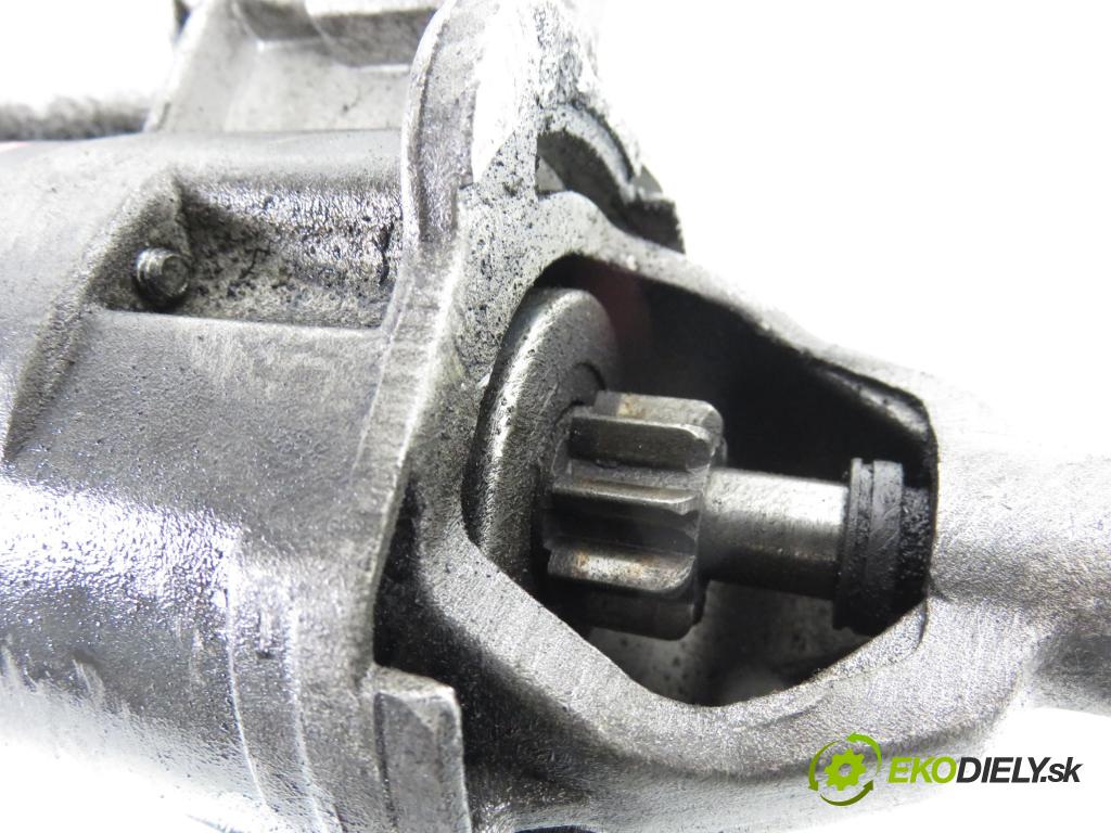 VW PASSAT B5.5 (3B3) SEDAN 2002 74,00 1.9 TDI PD 101 - AVB 1896,00 Štartér S0039 (Štartér)