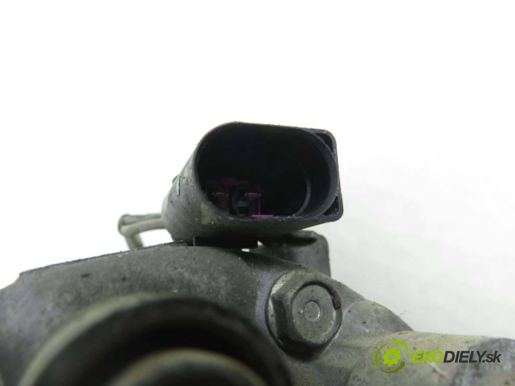 VW GOLF IV (1J1) HB 2002 74,00 1.9 TDI PD 101 - ATD 1896,00 KOMPRESOR: klimatizácie 1J0820803L (Kompresor klimatizácie)