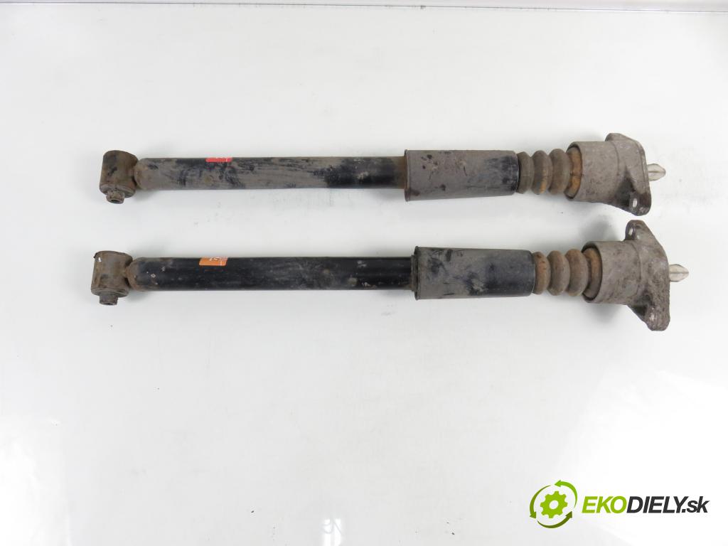 VW PASSAT B5.5 (3B3) SEDAN 2002 74,00 1.9 TDI PD 101 - AVB 1896,00 tlumič PT
