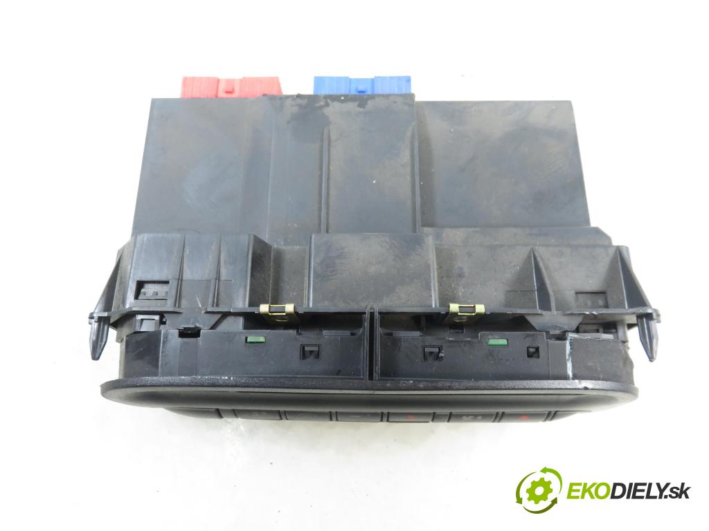 VW SHARAN (7M8, 7M9, 7M6) MINIVAN 1999 81,00 1.9 TDI 110 - AFN 1896,00 Panel kúrenia KLIMATRONIK 7M0907040BG