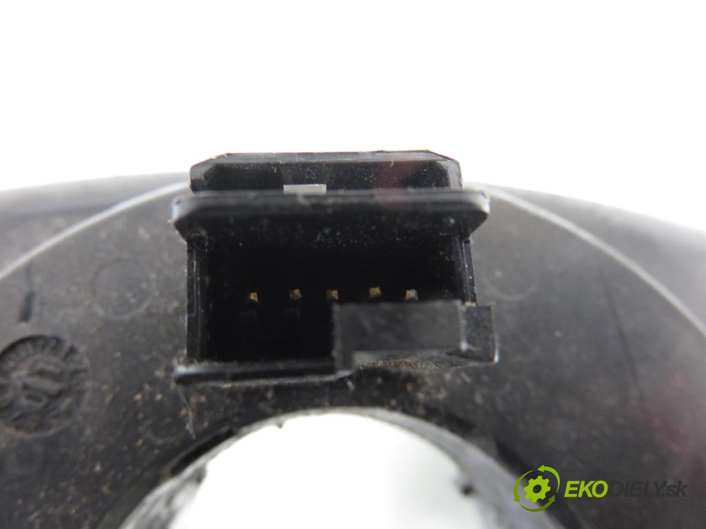 VW PASSAT B5.5 (3B3) SEDAN 2002 74,00 1.9 TDI PD 101 - AVB 1896,00 PÁSKA: air BAG 1J0959654AP