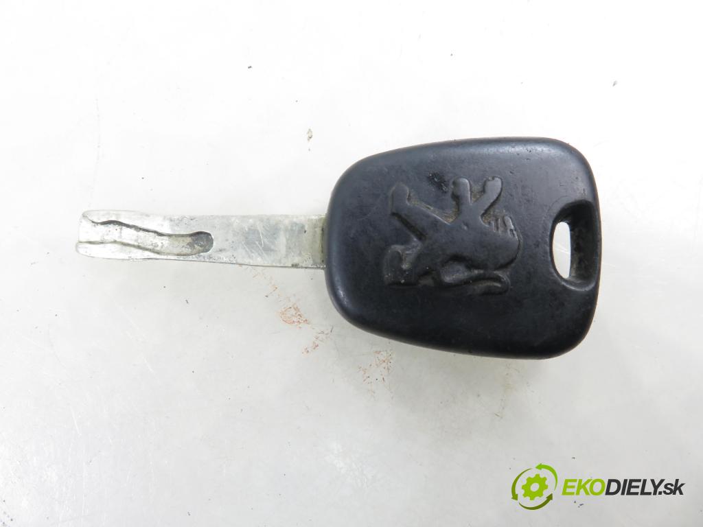 PEUGEOT 307 (3A/C) HB 2003 66,00 2.0 HDi 90 - RHY (DW10TD) 1997,00 spinačka 9632897680 (Spínacia skrinka)