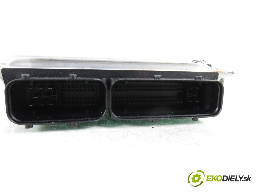 VW PASSAT B5.5 (3B3) SEDAN 2002 74,00 1.9 TDI PD 101 - AVB 1896,00 Riadiaca jednotka Motor 0281010944 ; 038906019GL