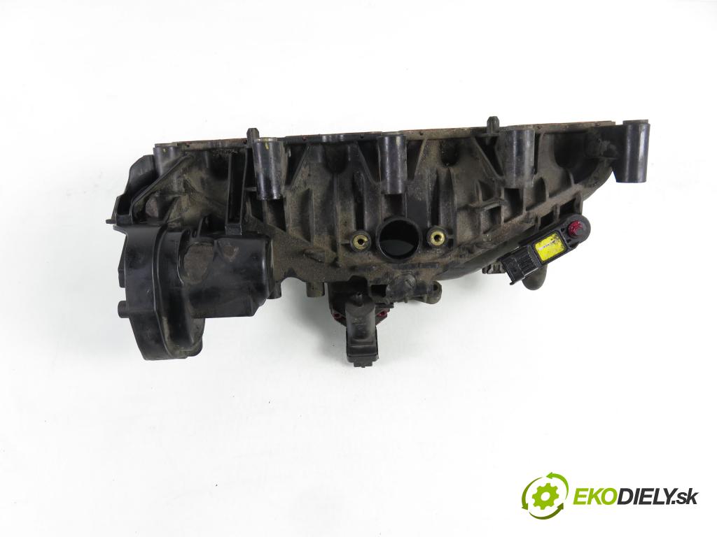 RENAULT MASTER III Platforma / podwozie (EV, HV, UV) KABINA/PLATFORMA 2015 0,00 2.3 dCi 165 FWD - M9T 700 2298,00 Potrubie 40039990R