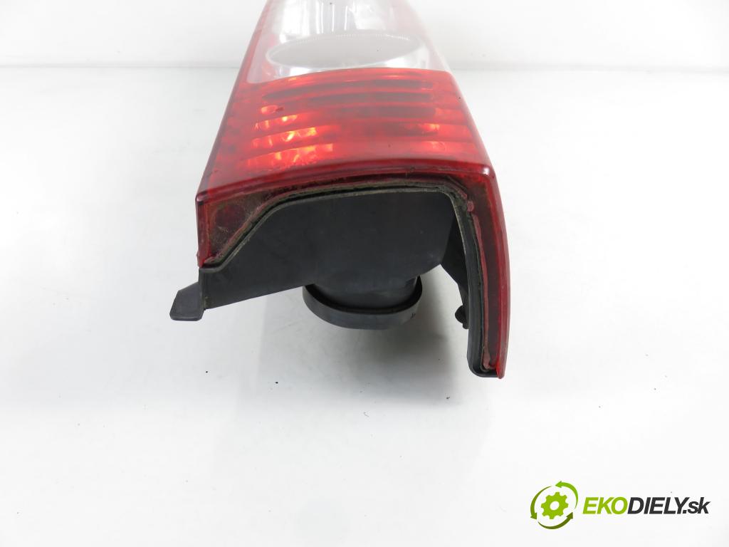 CITROEN JUMPER Skrzynia FURGON 2006 88,00 2.2 HDi 120 - 4HU (P22DTE) 2198,00 Svetlo pravé zadné
