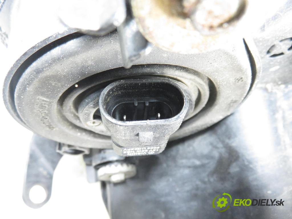 TOYOTA AVENSIS VERSO (_M2_) MINIVAN 2004 85,00 2.0 D (CLM20_) - 1CD-FTV 1995,00 Svetlo LP