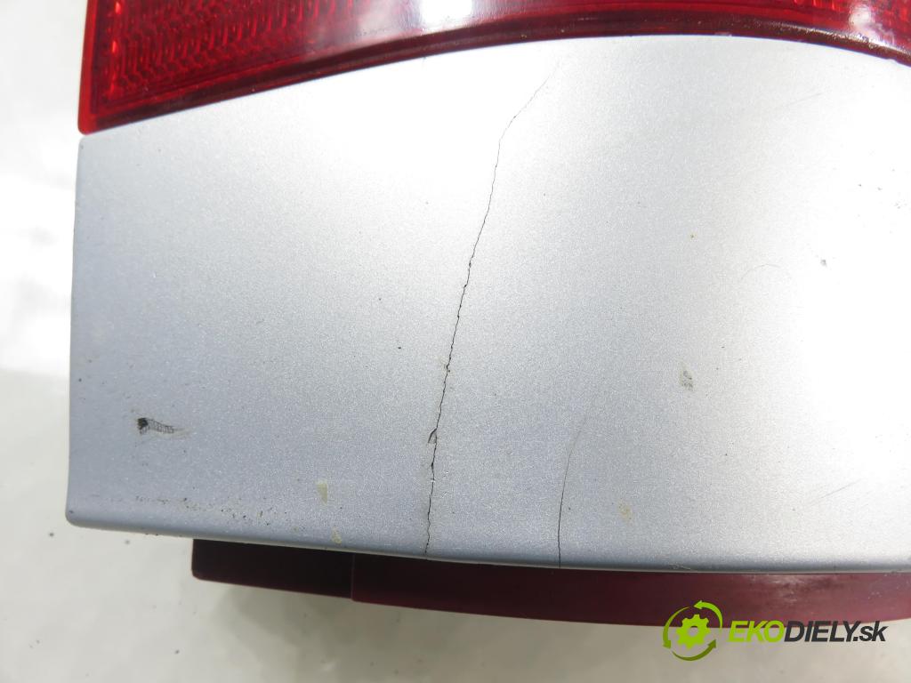 VW SHARAN (7M8, 7M9, 7M6) VAN 2002 85,00 1.9 TDI PD 115 - AUY 1896,00 Svetlo pravé zadné