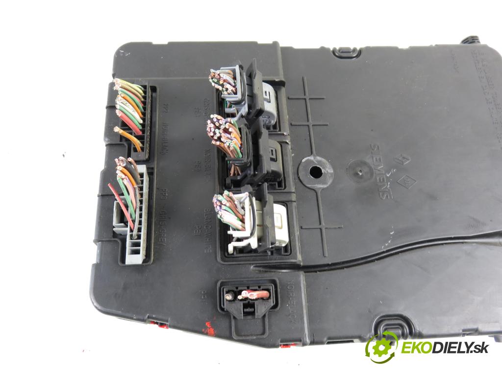 RENAULT SCENIC II (JM0/1_) MINIVAN 2006 78,00 1.5 dCi 106 - K9K 732 1461,00 MODUL BSI 8200412548 ; S118400150F