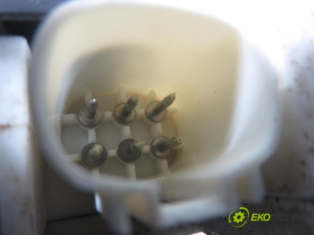 VW SHARAN (7M8, 7M9, 7M6) VAN 2002 85,00 1.9 TDI PD 115 - AUY 1896,00 zámok LTE