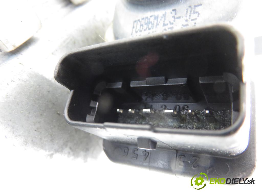 RENAULT SCENIC II (JM0/1_) MINIVAN 2006 78,00 1.5 dCi 106 - K9K 732 1461,00 Mechanizmus okien 440726