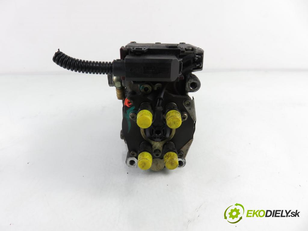 BMW 3 (E46) SEDAN 2000 100,00 320 d 136 - M47 D20 (204D1) 1951,00 Pumpa vstrekovacia 0470504005 ; 0281010889 (Vstrekovacie čerpadlo)