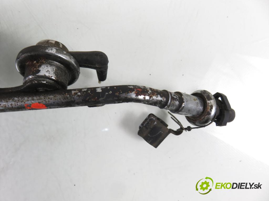 MAZDA TRIBUTE (EP) SUV 2001 0,00 3.0 V6 AWD - AJ 2967,00 Lišta vstrekovacia YL8E9F792GB ; YL8EC7B (Vstrekovacia lišta)