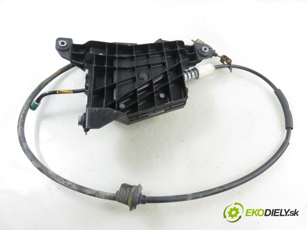 CITROEN C4 Picasso I (UD_) MINIVAN 2010 80,00 1.6 HDi 16V 109 - 9HZ 1560,00 BRZDA: ručny elektrický A2C53379974 ; 9673081780 ; 0204706354