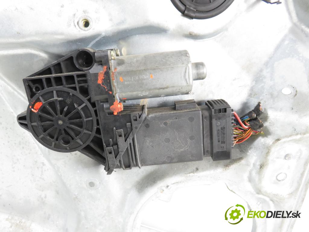 VW PASSAT B5.5 (3B3) SEDAN 2002 74,00 1.9 TDI PD 101 - AVB 1896,00 Mechanizmus okien 3B1837461 ; 0130821694