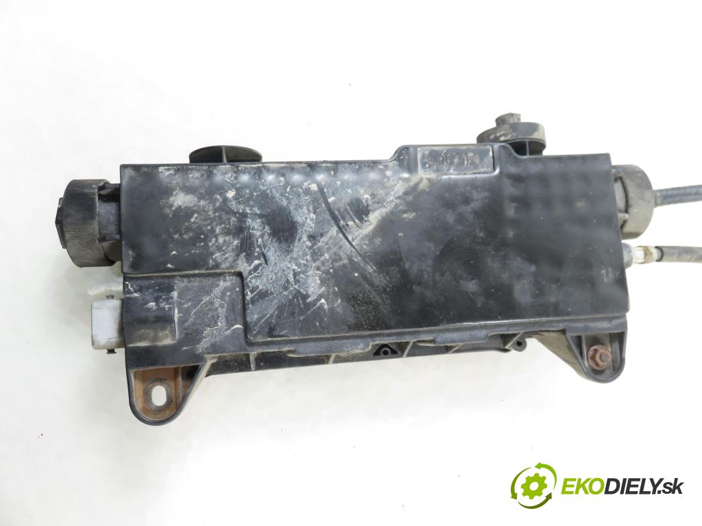 RENAULT SCENIC II (JM0/1_) MINIVAN 2006 78,00 1.5 dCi 106 - K9K 732 1461,00 BRZDA: ručny elektrický 8200522625