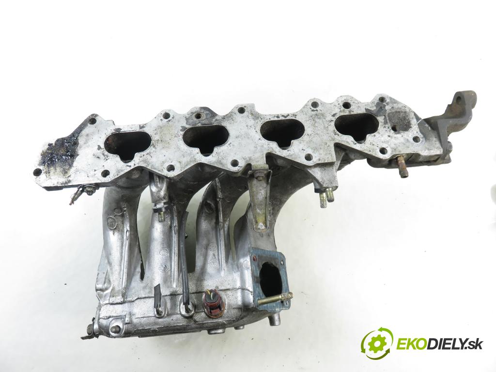 DAIHATSU TERIOS (J1_) SUV 2000 61,00 1.3 4WD (J100) - HC-EJ 1296,00 Potrubie