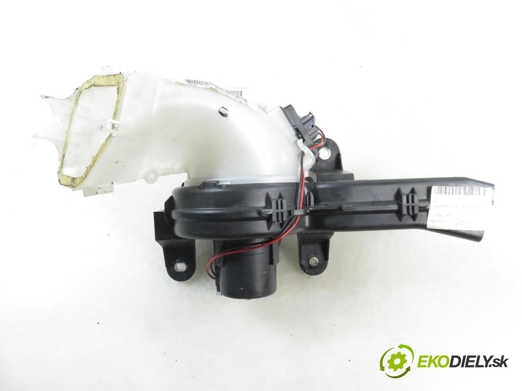 CITROEN C4 Picasso I (UD_) MINIVAN 2010 80,00 1.6 HDi 16V 109 - 9HZ 1560,00 Ventilátor vetráku 9688094980