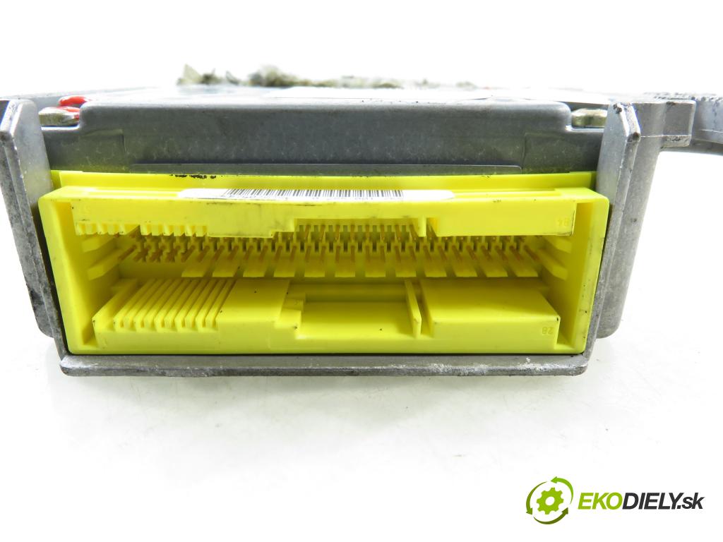 AUDI A6 Avant (4B5, C5) KOMBI 2001 220,00 4.2 quattro - ASG 4172,00 MODUL air BAG 0285001268 ; 4B0959655E