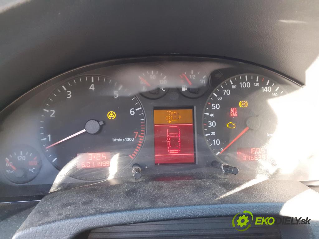 AUDI A6 Avant (4B5, C5) KOMBI 2001 220,00 4.2 quattro - ASG 4172,00 Prístrojovka elektrický 4B0920932N
