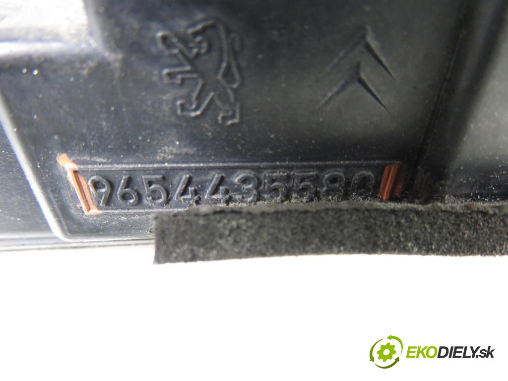 CITROEN C4 Grand Picasso I (UA_) MINIVAN 2006 80,00 1.6 HDi - 9HZ (DV6TED4) 1560,00 SVĚTLO bŕzd 9654435580