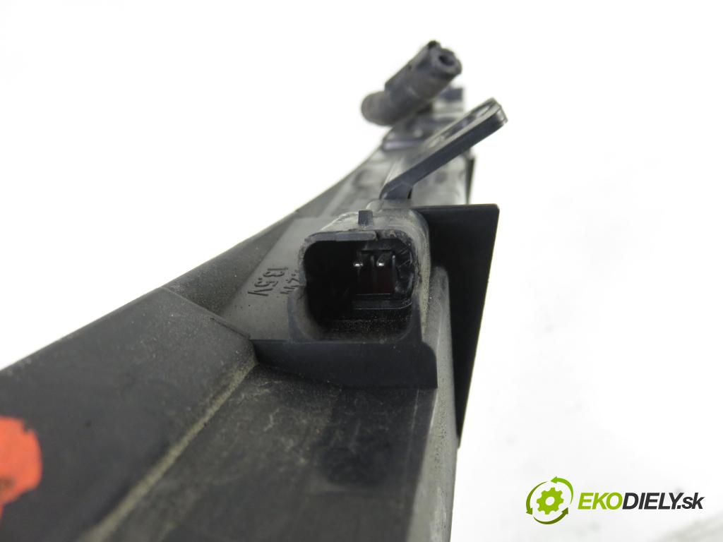 CITROEN C4 Grand Picasso I (UA_) MINIVAN 2006 80,00 1.6 HDi - 9HZ (DV6TED4) 1560,00 SVĚTLO bŕzd 9654435580