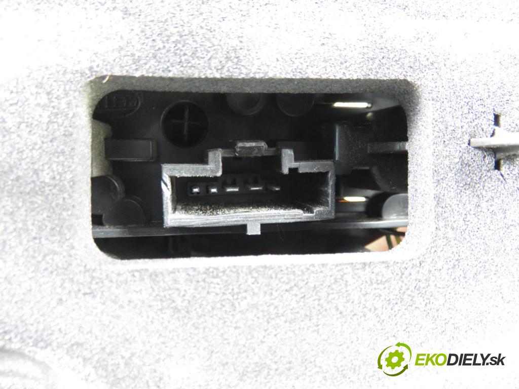 CITROEN C4 Grand Picasso I (UA_) MINIVAN 2006 80,00 1.6 HDi - 9HZ (DV6TED4) 1560,00 Svetlo ľavé zadné 00946601